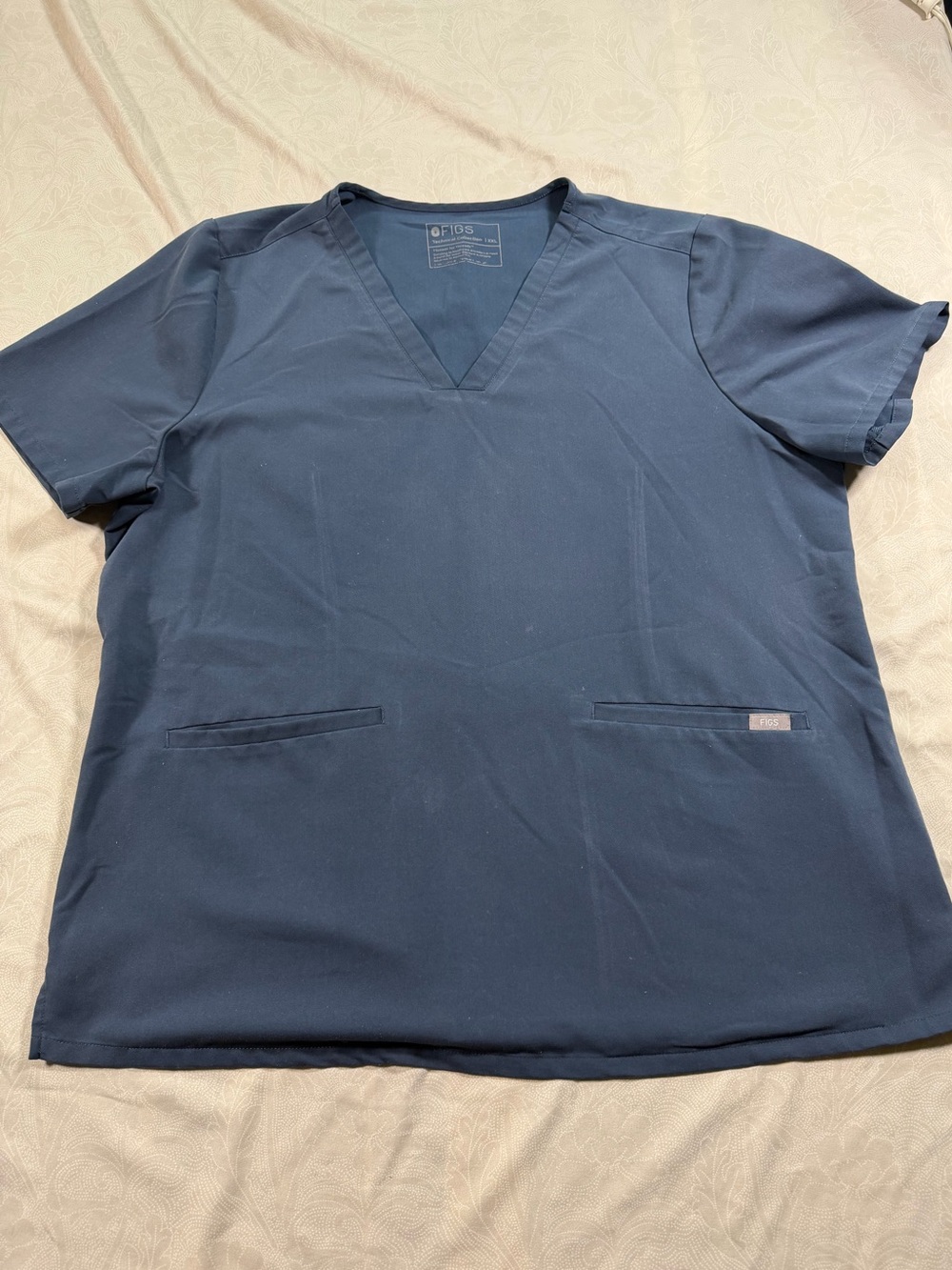 FIGS Women’s Scrub Top XXL Steel Blue